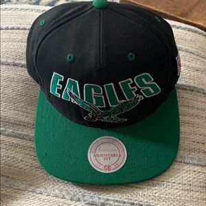 Mitchell & Ness Eagles Hat